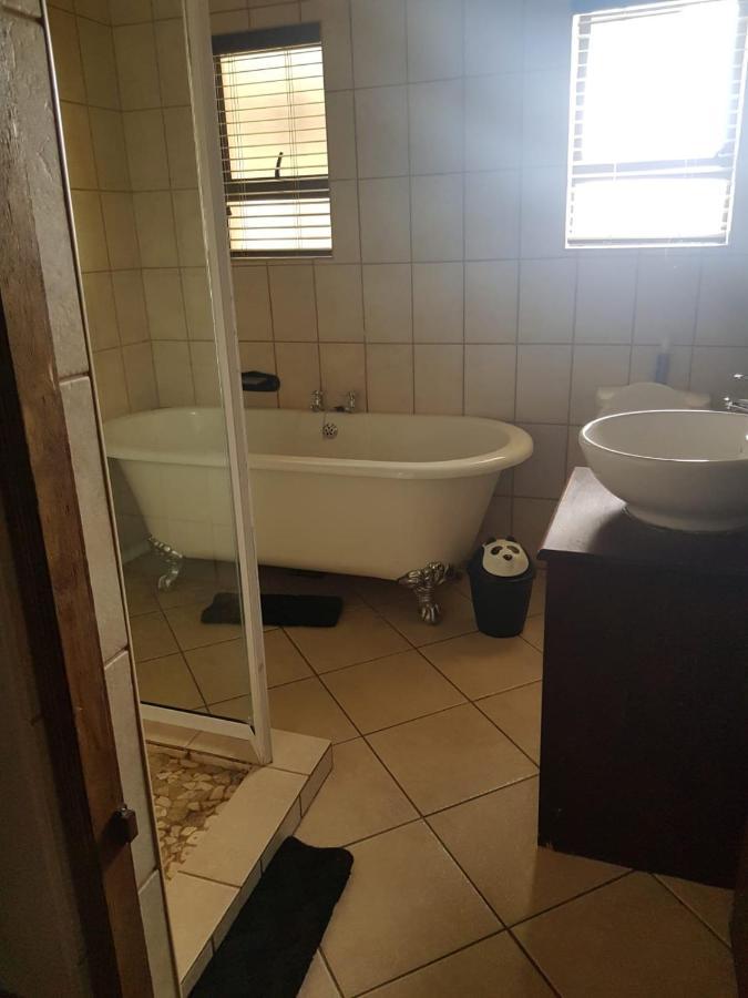 Tsessebe Guesthouse Bloemfontein Exteriér fotografie